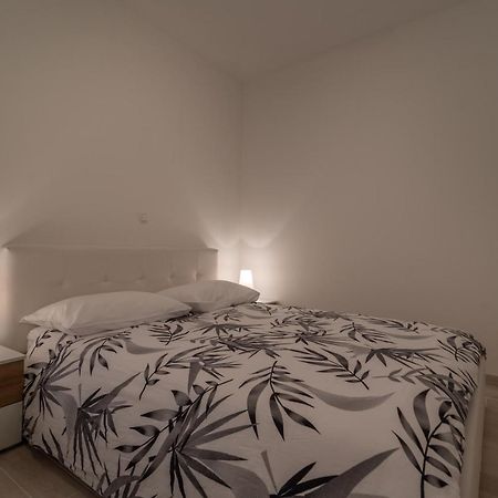 Apartman Pjer Trogir Extérieur photo