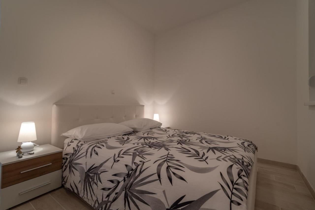 Apartman Pjer Trogir Extérieur photo